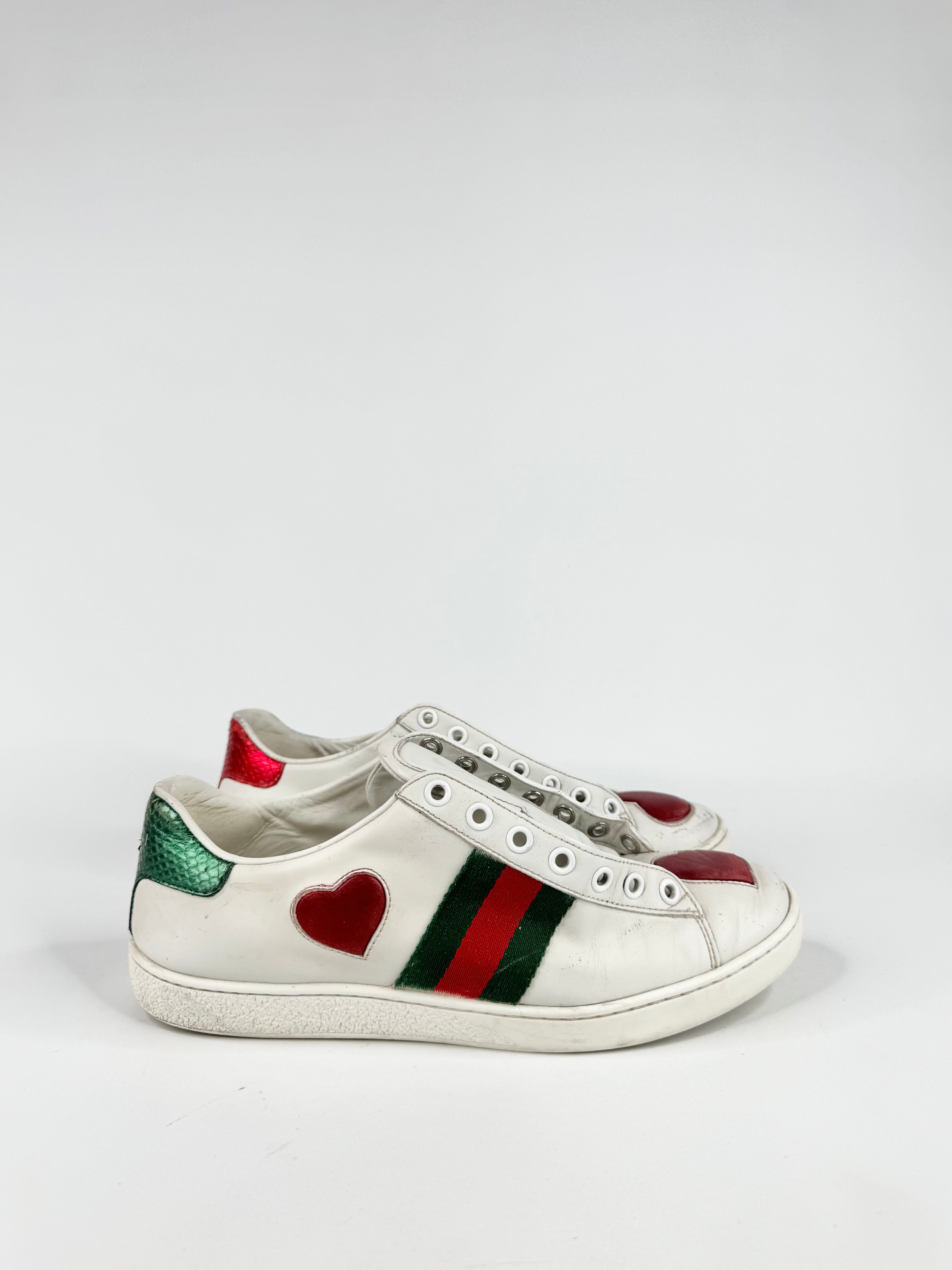 Gucci White 'Ace' Low Top Sneakers - EU37