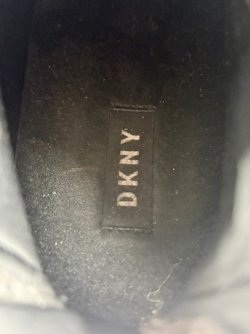 DKNY Black 'Marini' Knit Sneakers - EU40