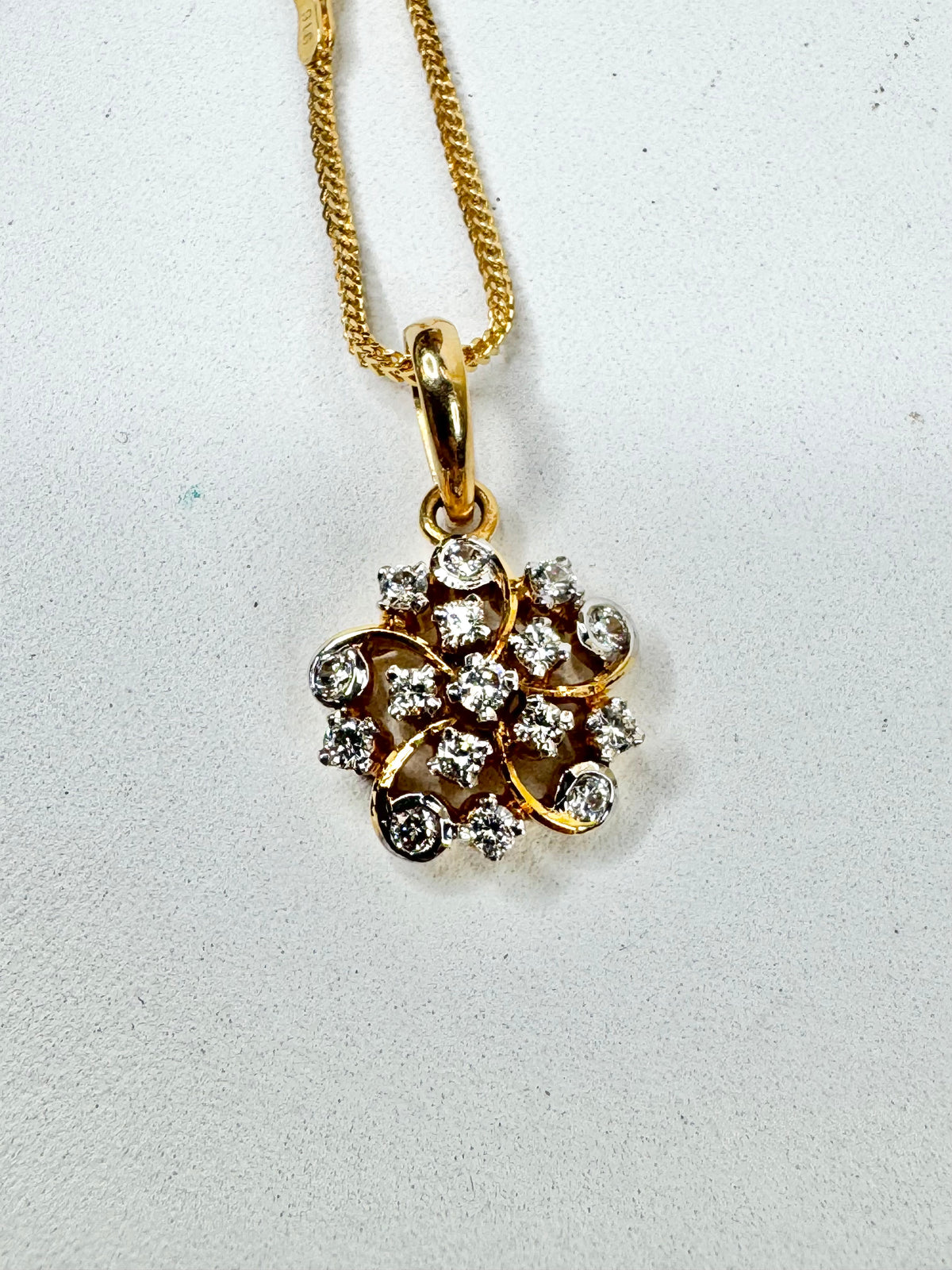 14ct Gold & 45point Diamond Cluster Pendant with 22ct Gold Chain