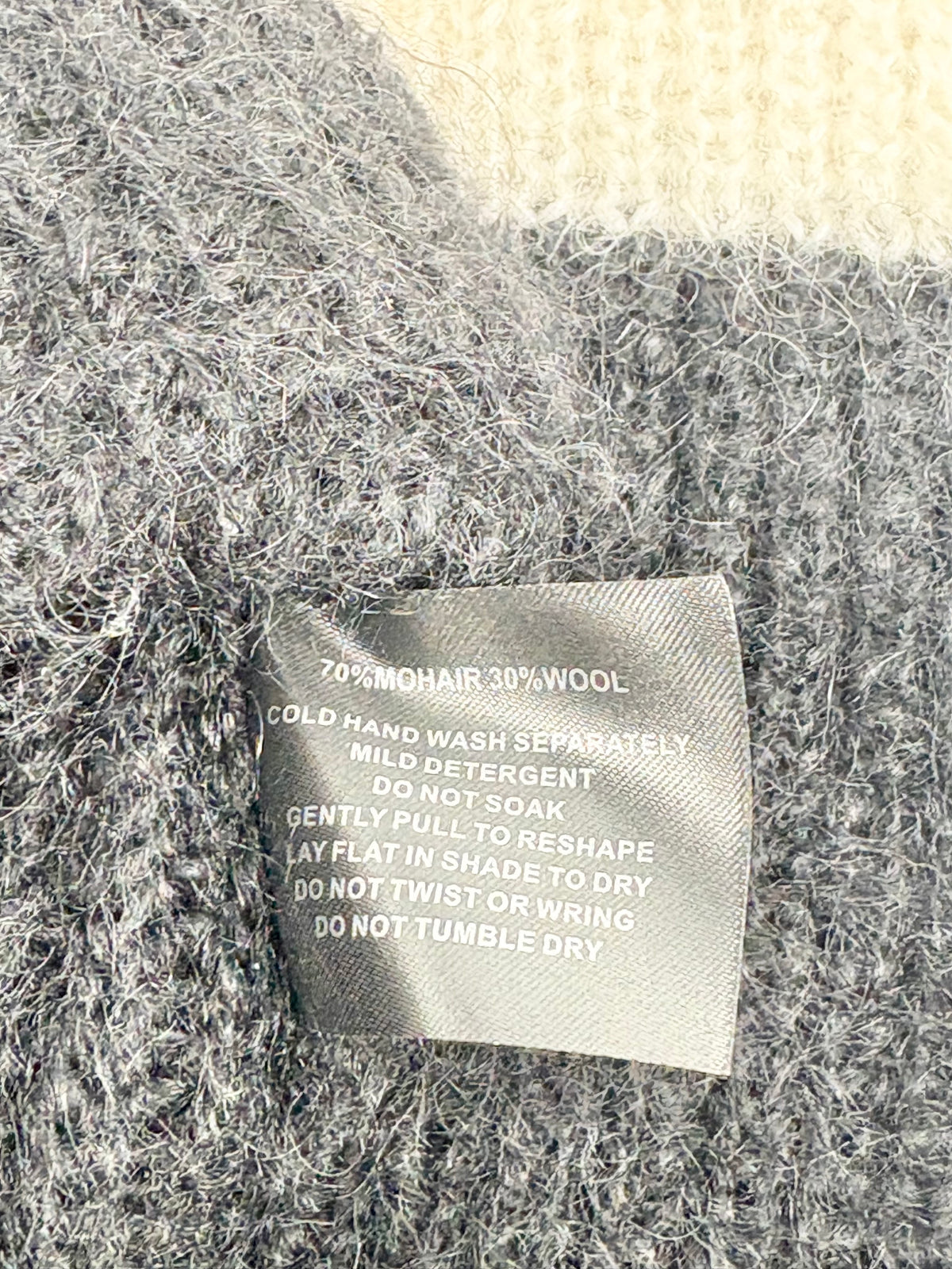 Marle Black & White Mohair Colour-Block Knit Sweater - AU6