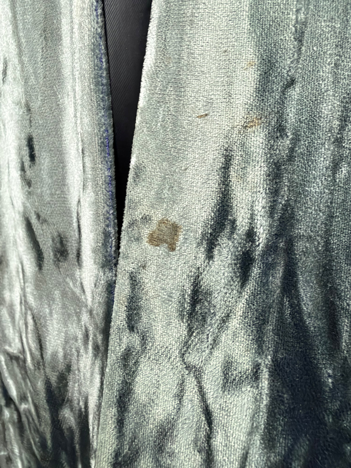 Perri Cutten Mint & Lavender Shifting Velvet Evening Jacket - AU12/14