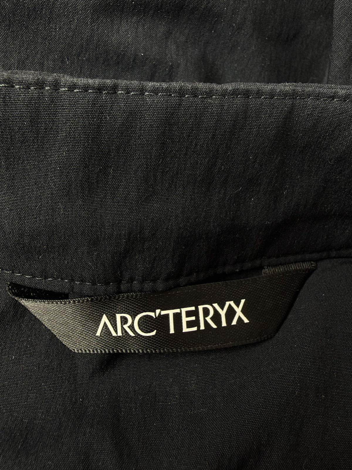 Arc'teryx Black 'Gamma Quick Dry' 11" Short - 30