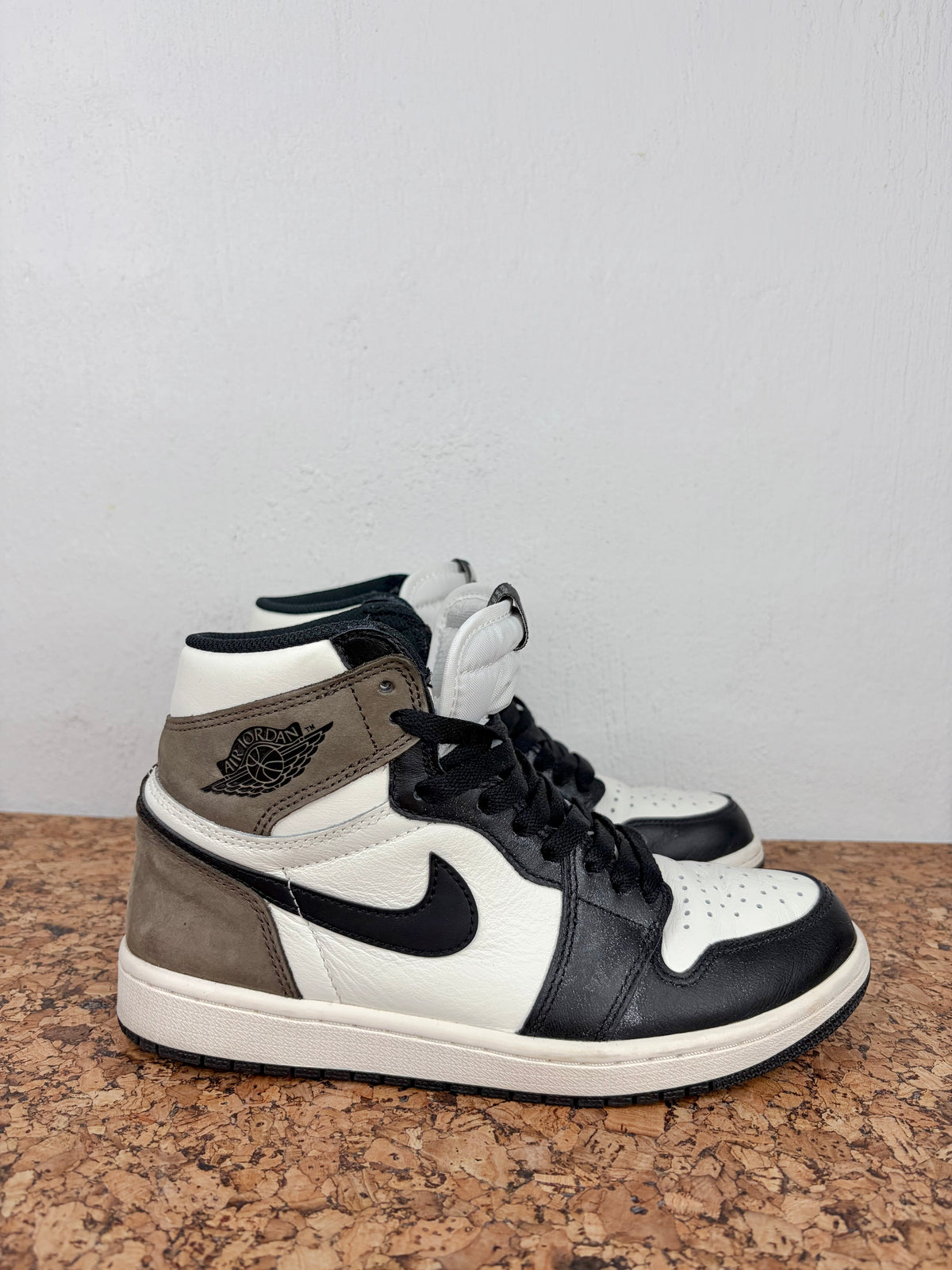 Nike Air Jordan 1 Retro High OG 'Dark Mocha' 2020 - EU40