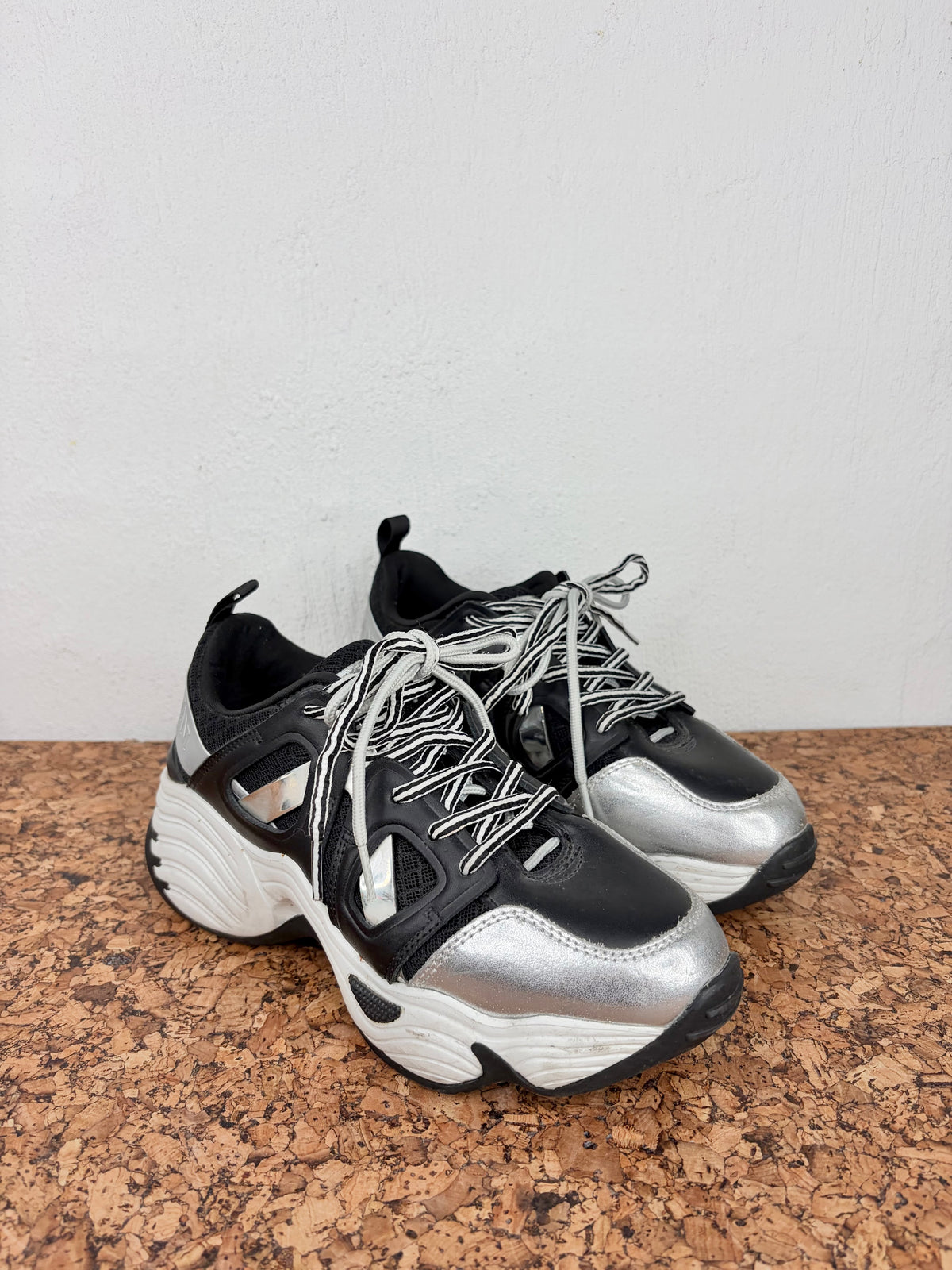 Emporio Armani Black & Silver Chunky Sneakers - EU38