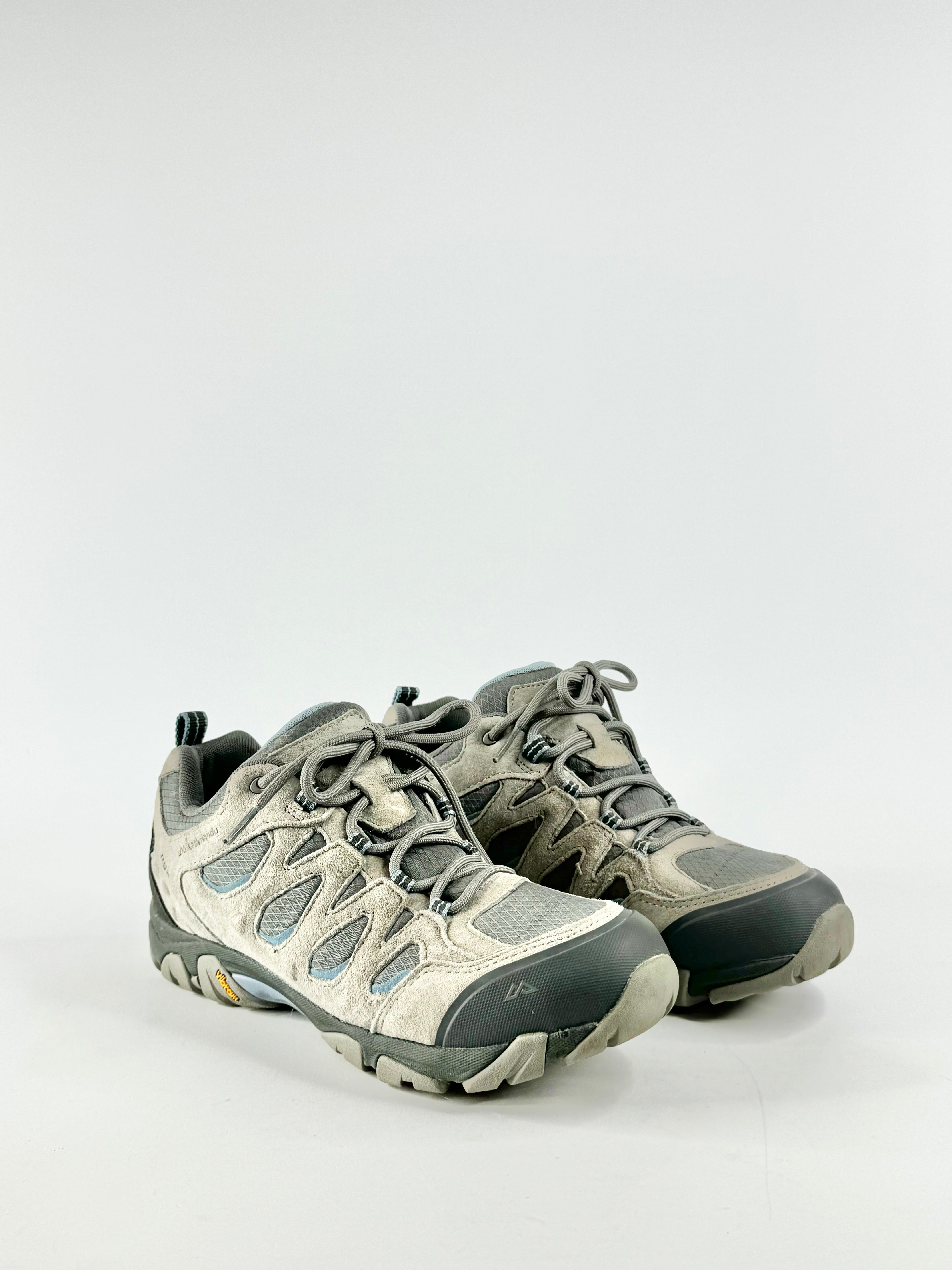 A pair of Kathmandu 'Mornington' grey trainers with a sole length of 29.5cm, positioned against a white background.