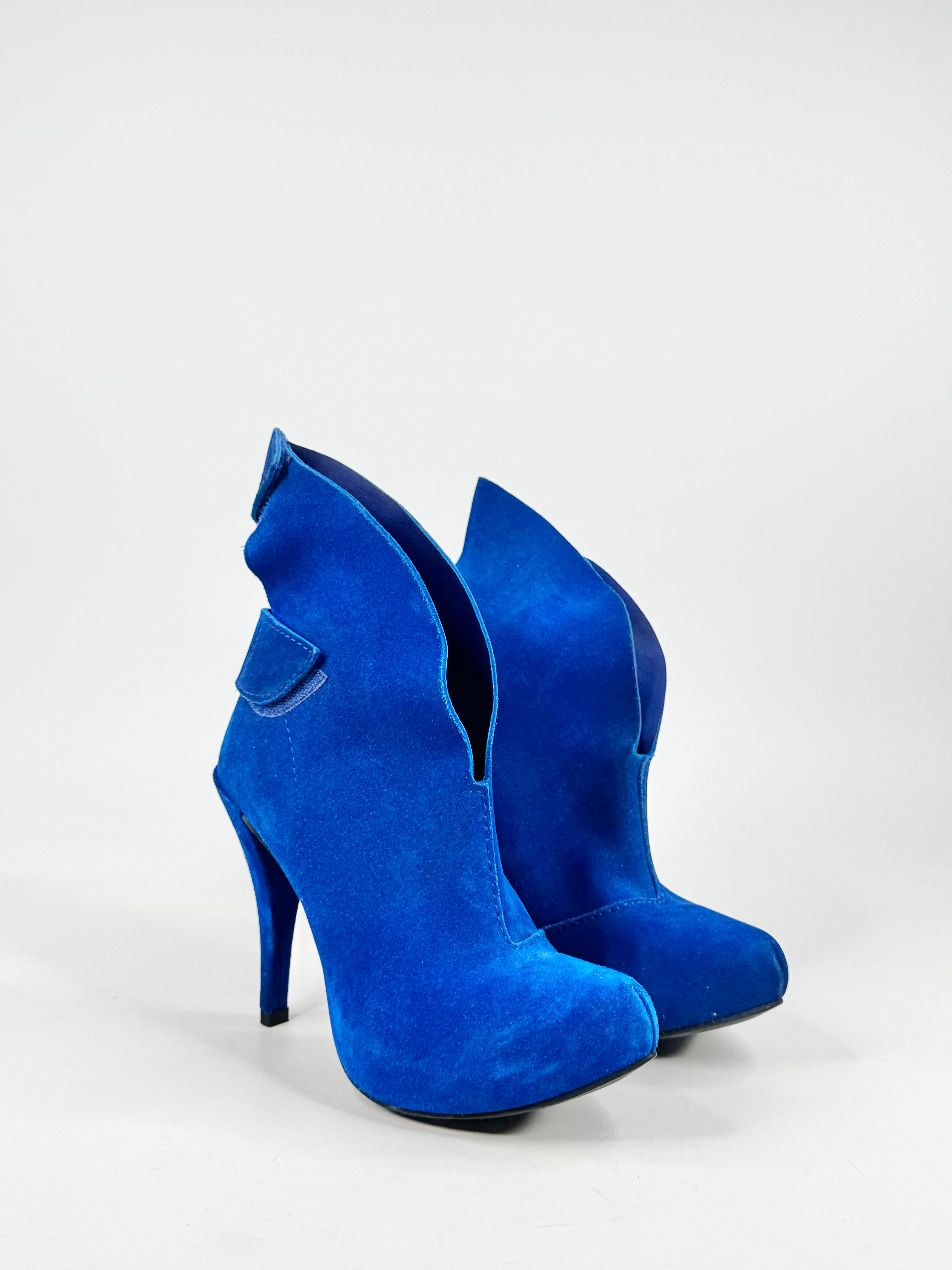Pedro Garcia Electric Blue Suede Stiletto Boots - EU39