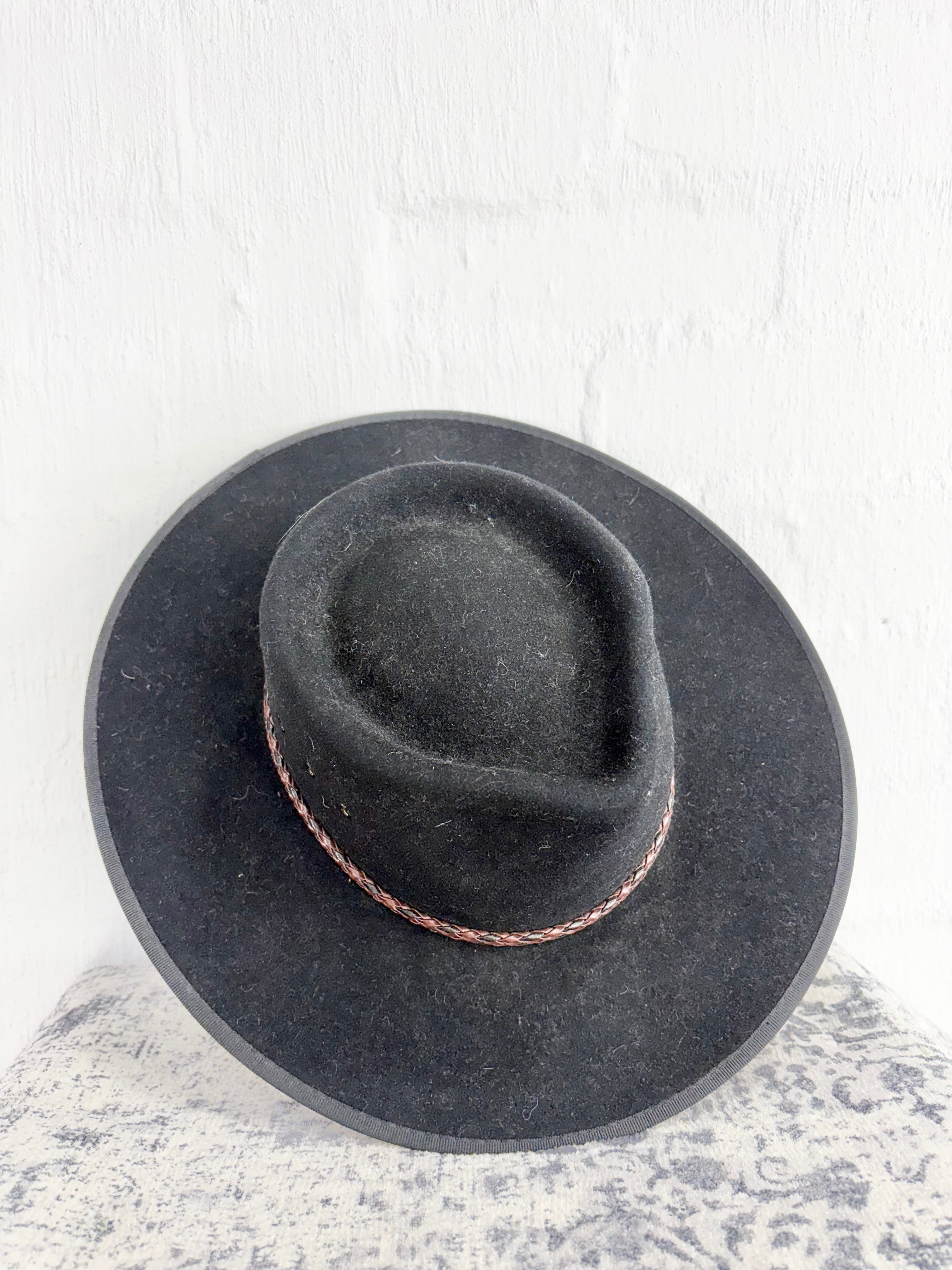 Statesman Fur Felt and Leather Hat - 57cm