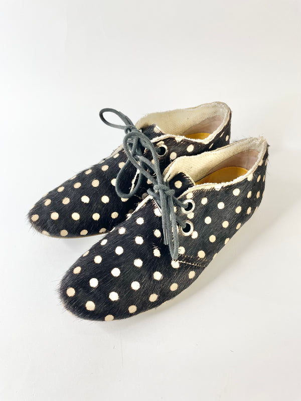 Radical Yes White Dotted Dark Ponyhair Lace Up Shoes - EU37