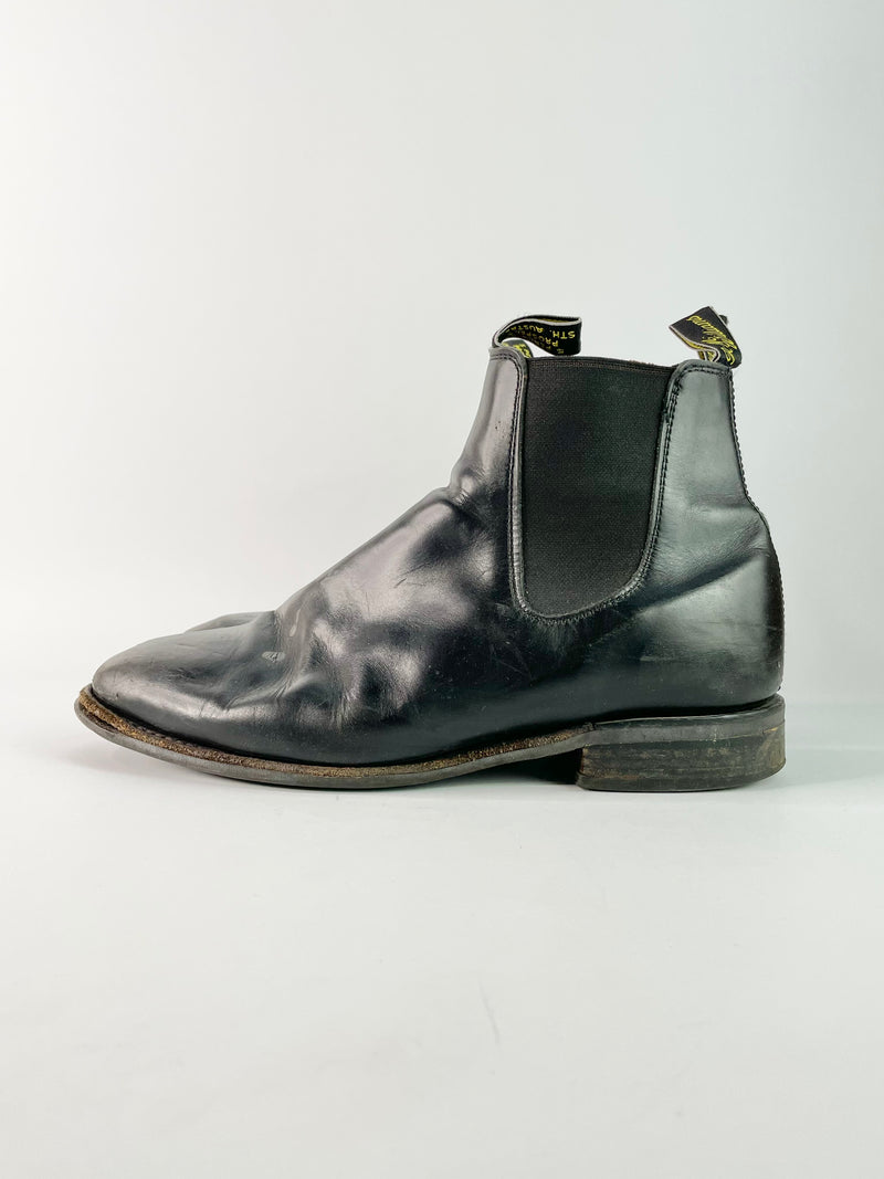 R.M. Williams Black Leather Chelsea Boots - EU43.5
