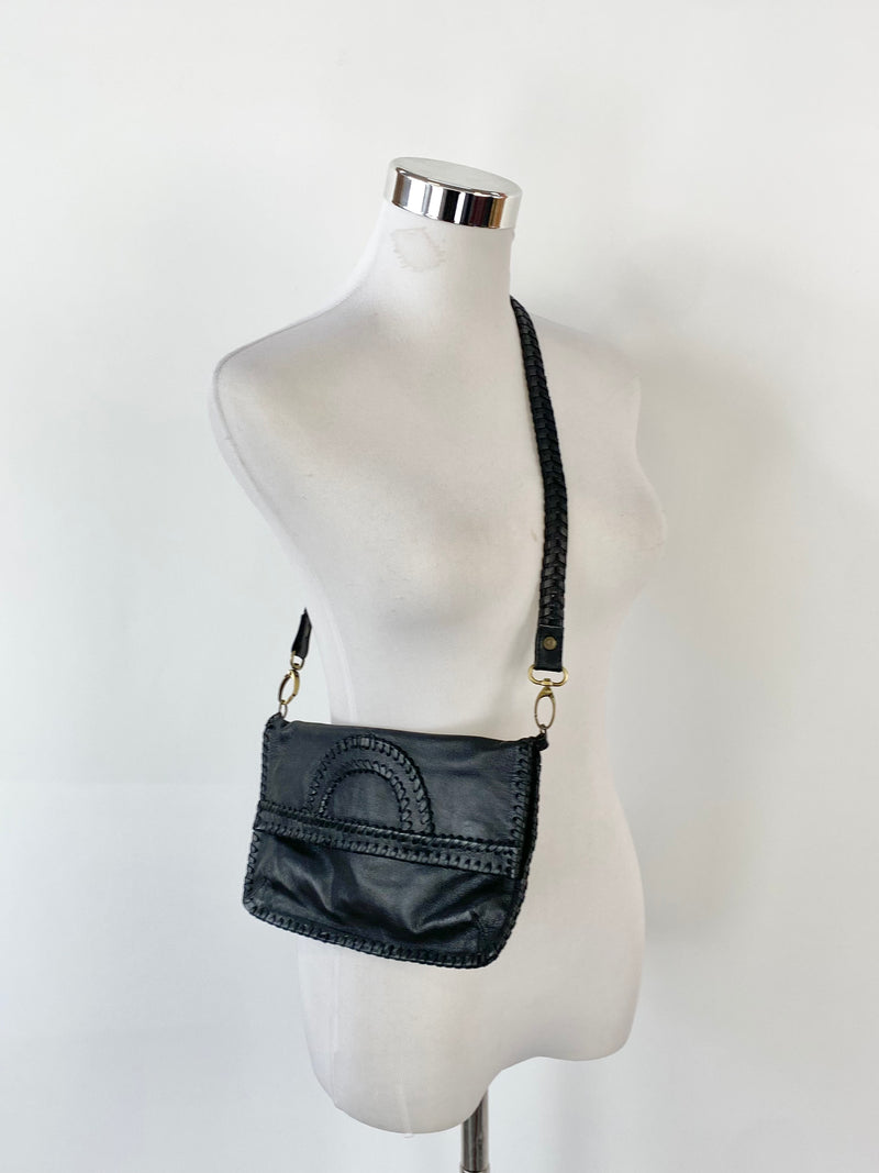 Samvara Black Leather Cross Body Pouch