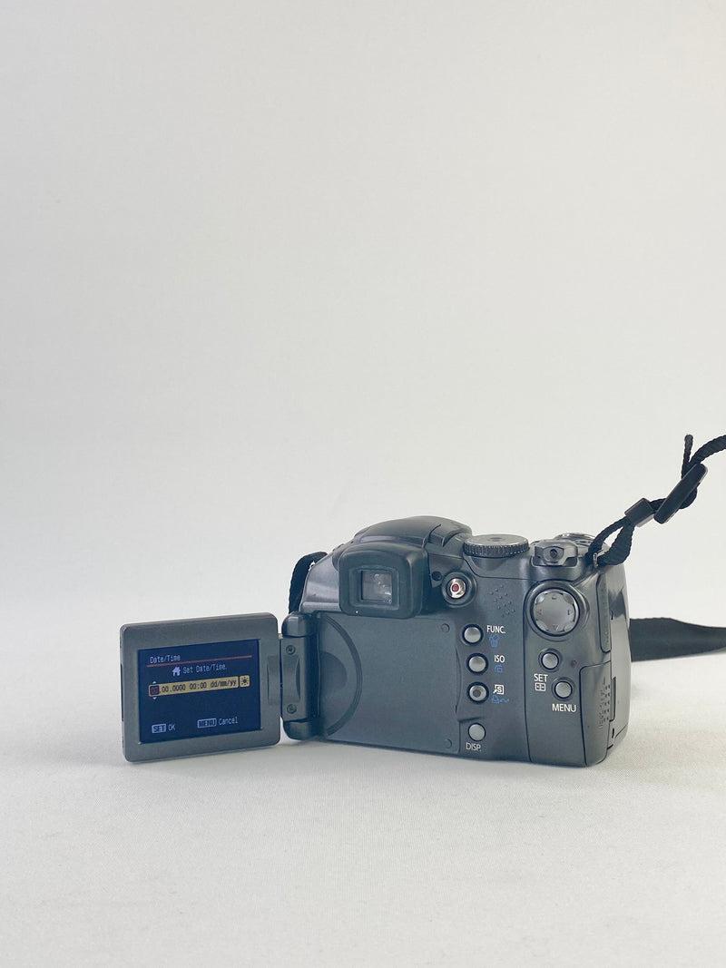 Canon Powershot S3 IS 6.0 Mega Pixels Digital Camera