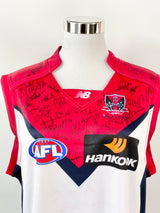 AFL Melbourne Demons 2011 Squad Signed Guernsey - L