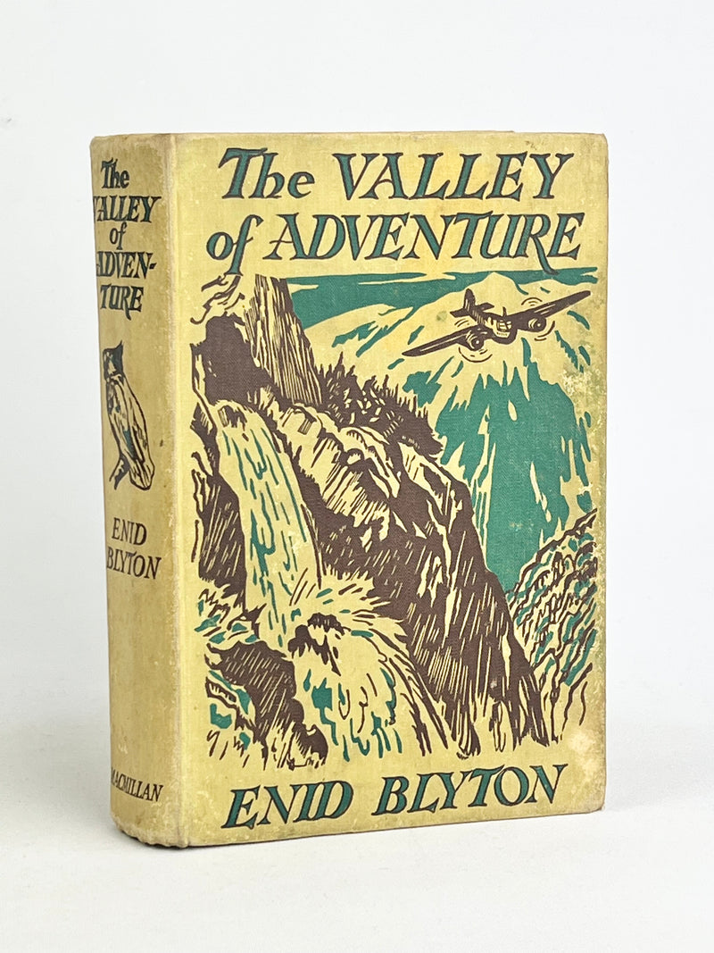 Set 4 1950s + 1960s Enid Blyton Adventure Novels
