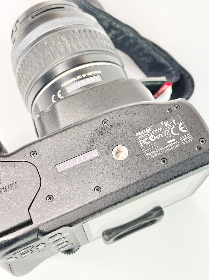 Pentax K-r DLSR Camera with DA 18-55mm AL Lens