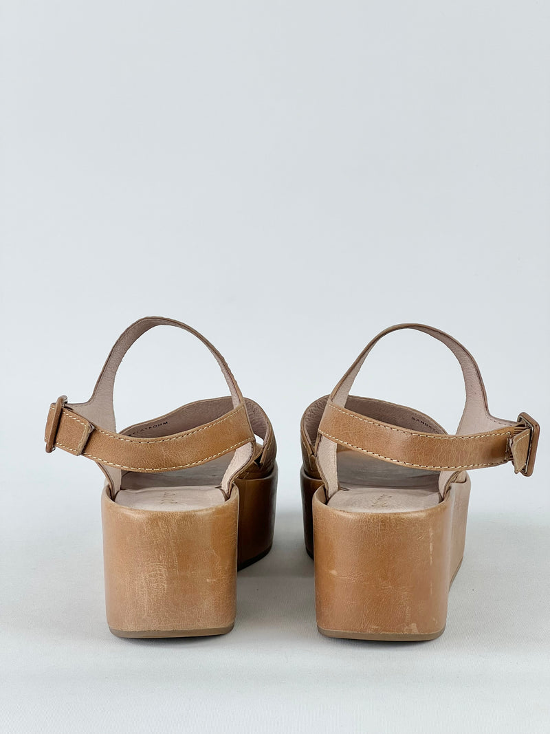 Gorman Tan Leather 'Sandstorm Platform' Sandals - EU41