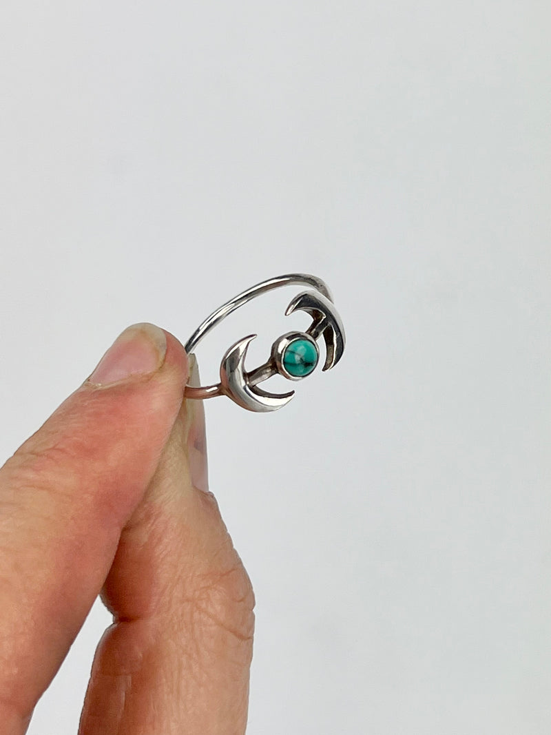 Vintage Silver Crescent + Turquoise Ring - Size 9