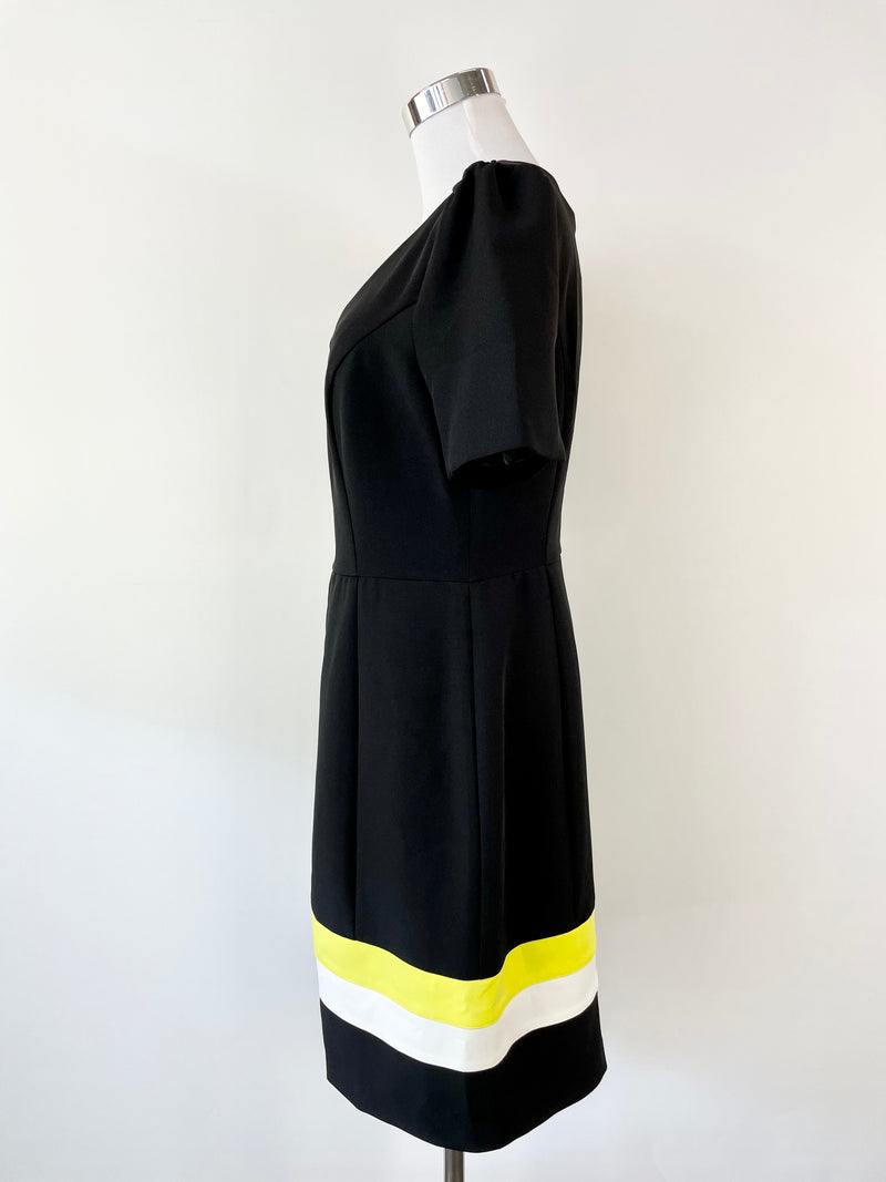 Review Black Short Sleeve 'Jeanette' Dress - AU12